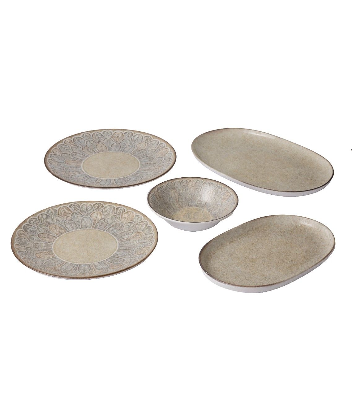 Stylish Leaf Bowls and Dinner Plates