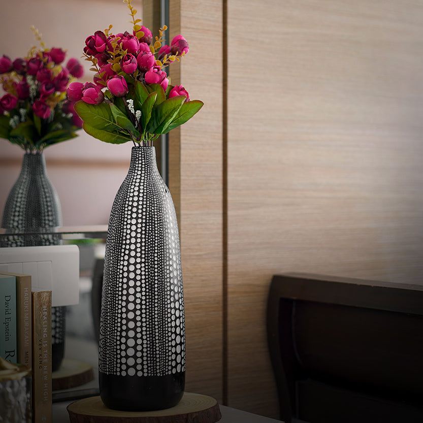 Decorative Vases & Planters